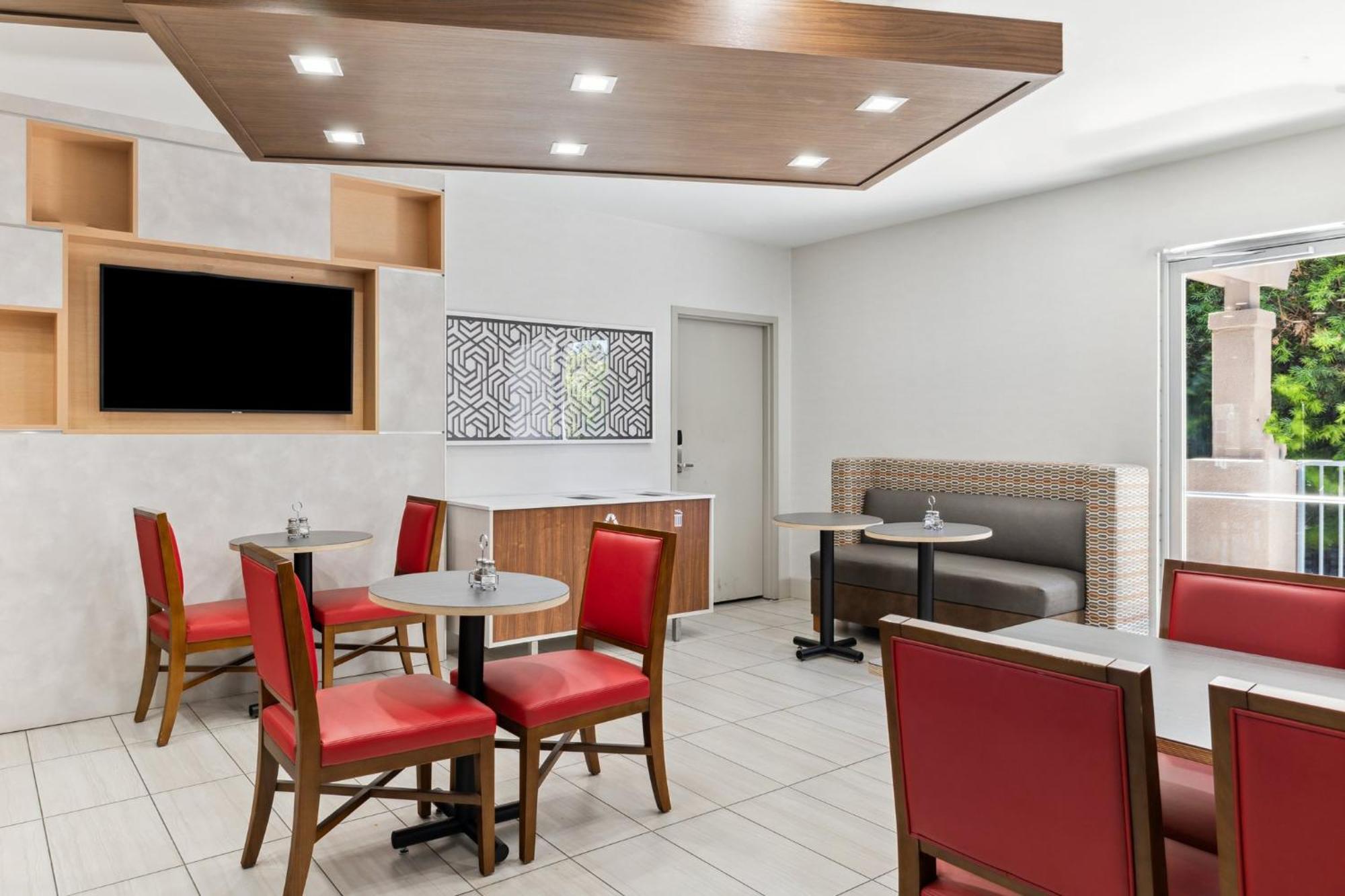 Holiday Inn Express & Suites Mountain View Silicon Valley By Ihg Exteriér fotografie