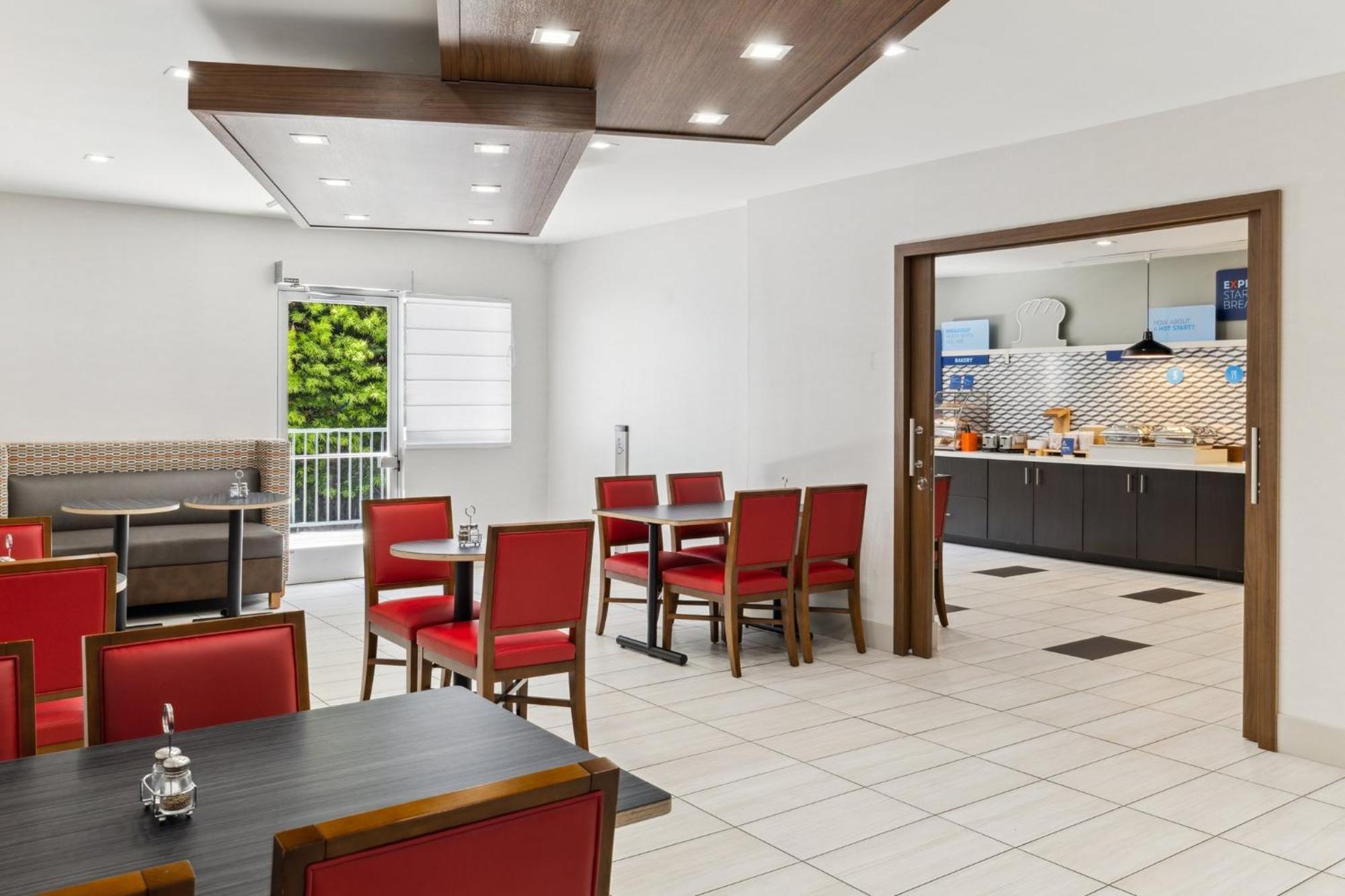 Holiday Inn Express & Suites Mountain View Silicon Valley By Ihg Exteriér fotografie