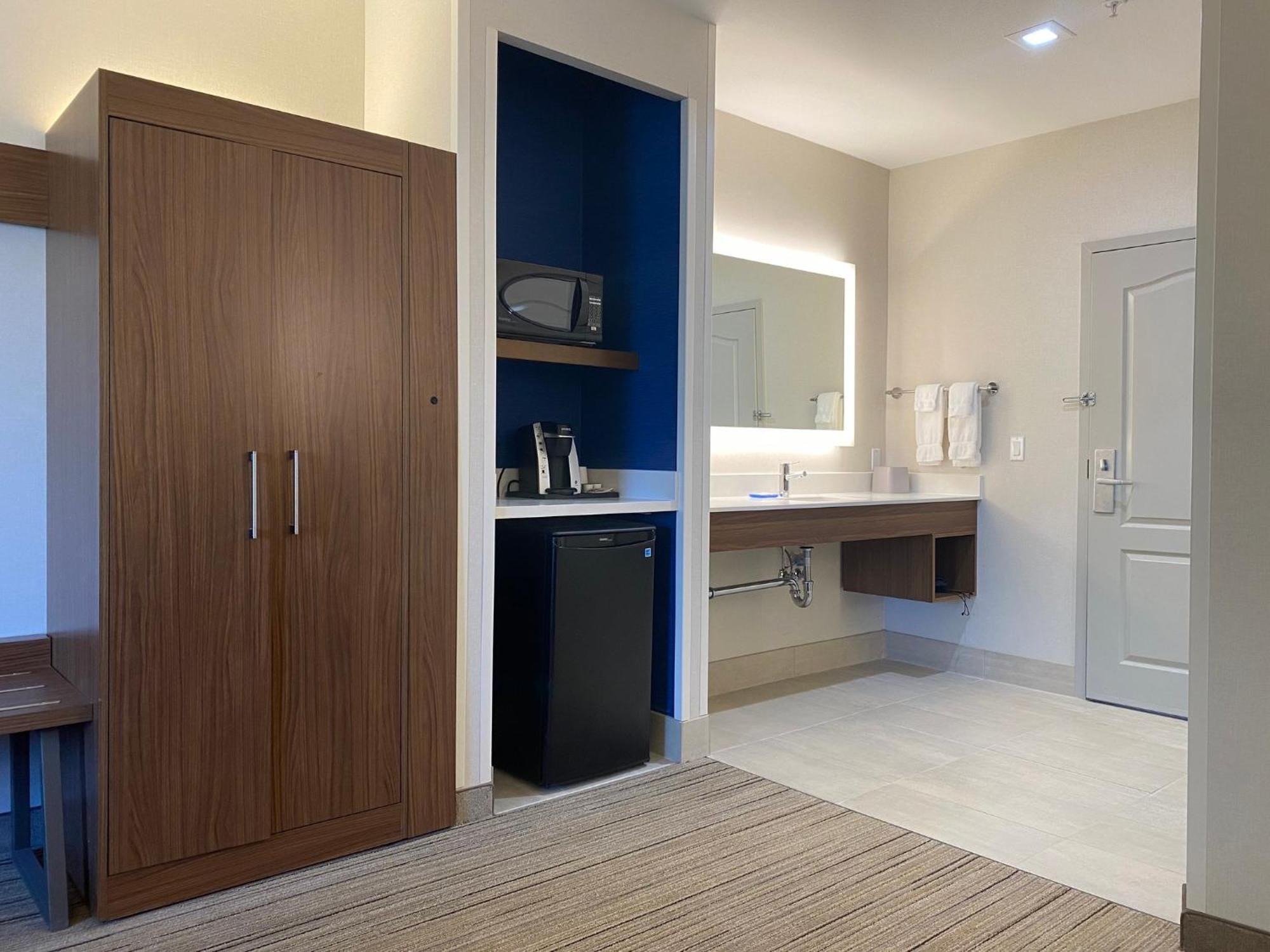 Holiday Inn Express & Suites Mountain View Silicon Valley By Ihg Exteriér fotografie